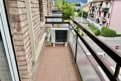 Casa in vendita, Viale Lombardia, Brescia