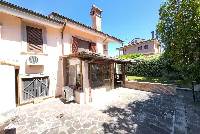 Villa in vendita, Via Giuseppe Ottavio Pitoni, Roma