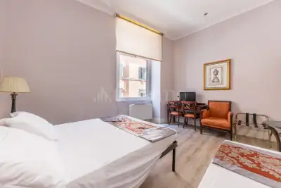 Albergo in vendita, Via Firenze, Roma