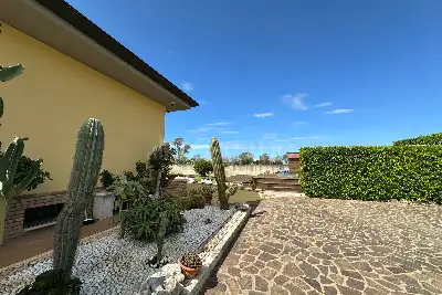 Casa Indipendente in vendita, Strada Piscina Scura, Latina