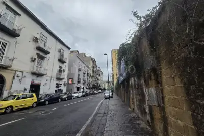 Attività Commerciale in vendita, Via Consalvo, Napoli
