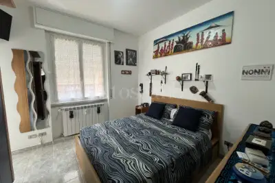 Casa in vendita, Via Lorenteggio, Milano