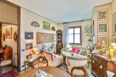 Casa Indipendente in vendita, Via Sassello, Carate Urio, Carate Urio