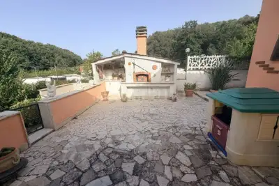 Villa in vendita, Via Acqua Solfa, Aprilia
