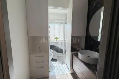 Casa in vendita, Via Dicomano, Roma
