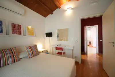 Palazzo in vendita, Via Transito, Catania