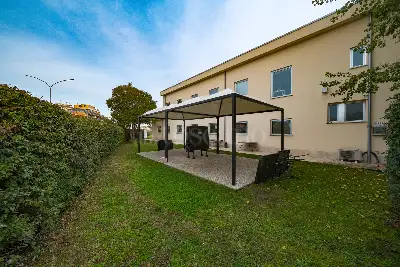 Stabile Uso Ufficio in affitto, Via Tiburtina , Roma