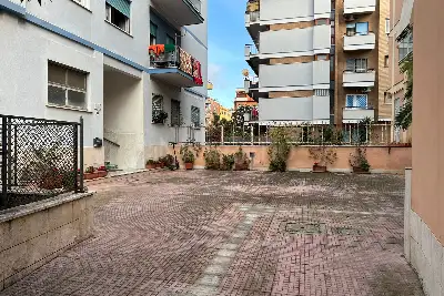 Casa in vendita, Viale del Lido, Roma