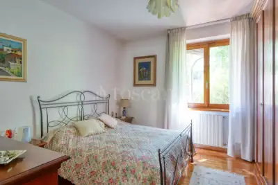 Villa in vendita, Via Marconi, Lavena Ponte Tresa