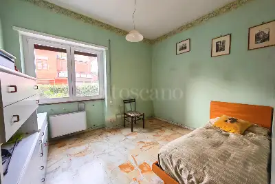 Casa in vendita, Via Teognide, Roma
