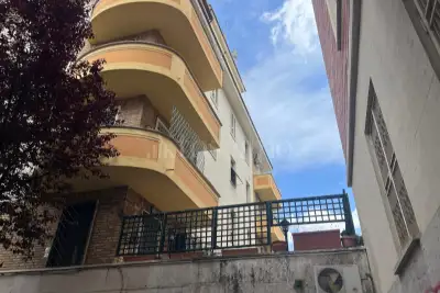 Casa in vendita, Via San Tommaso d'Aquino, Roma