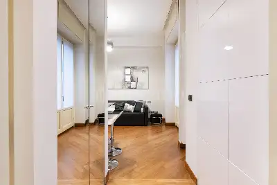 Casa in vendita, Via Chiossetto, Milano