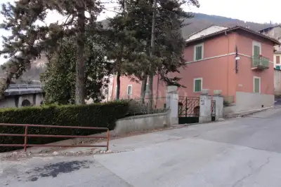 Casa Indipendente in vendita, Via Cerenaro, Rieti