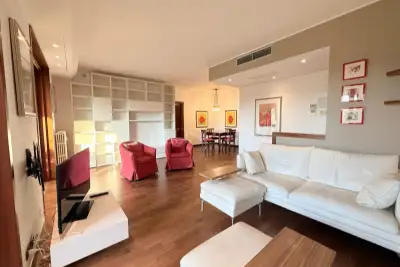 Casa in vendita, Via Adelaide Coari, Milano