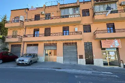 Casa in vendita, Via Pietro Nenni, Assoro