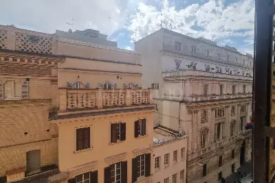Casa in vendita, Via Castelfidardo, Roma