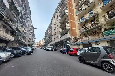 Negozio in vendita, Via Tiberio 45, Napoli