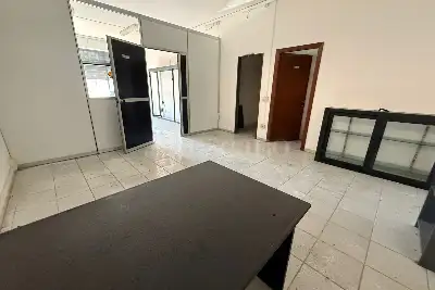 Negozio in vendita, Via Martinengo, Fiumicino