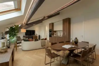 Casa in vendita, Via Cadore 10, Milano