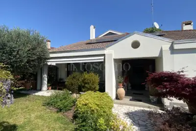 Villa in vendita, Via Martiri della Libertà, Pramaggiore
