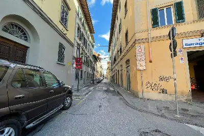 Casa in vendita, Via Guelfa, Firenze