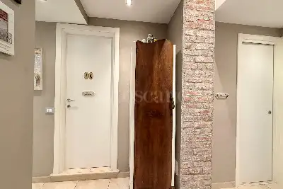 Casa in vendita, Via San Bernardo 22/8, Milano