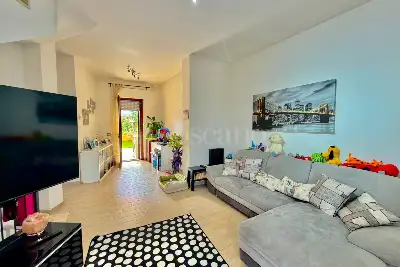 Villino a Schiera in vendita, Via Anna Lorenzetto, Roma