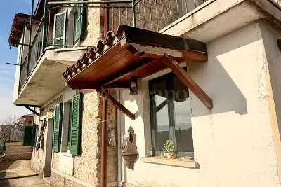 Casa Indipendente in vendita, Via Castello, Serle