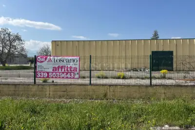 Capannone in affitto, Via di Mezzogiorno, Sulmona