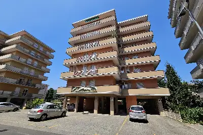 Casa in vendita, Via G. Cesare, Cantù