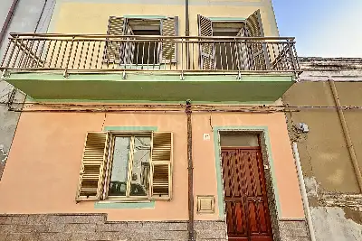 Casa Indipendente in vendita, Via Prato, Sennori