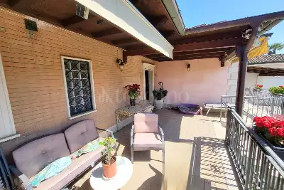 Villa in vendita, Via Torcegno, Roma