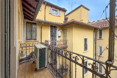Casa in vendita, Via Giulio Uberti, Milano