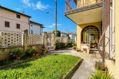 Villa Bifamiliare in vendita, Quartiere I Maggio, Brescia