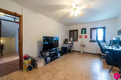 Villino a Schiera in vendita, Via Castello, Budoia