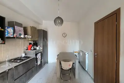 Casa Indipendente in vendita, Via Centrale, L'Aquila