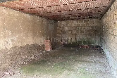 Box in vendita, Via Gabriele Paleotti, Roma