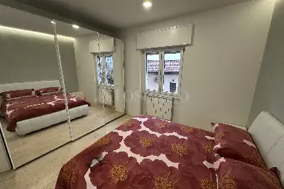 Casa in vendita, via Vittorio Locchi, Brescia