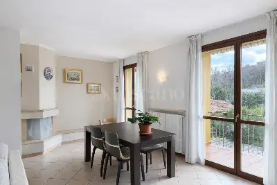 Casa in vendita, Via Cornale, Soiano del Lago