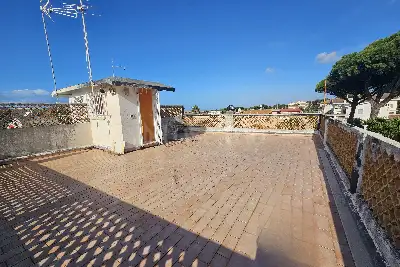 Villa Plurifamiliare in vendita, Via Partenope, Anzio