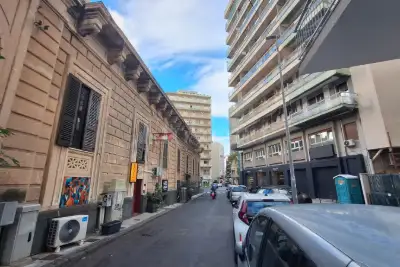 Negozio in vendita, Via Messina, Catania