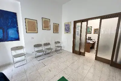 Negozio in vendita, Via Aurelia, Fiumicino