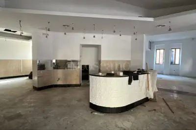 Negozio in vendita, Via del Serbatoio, Fiumicino