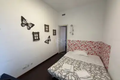 Casa in vendita, Via Pessano, Milano