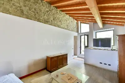 Casa Indipendente in vendita, Via Cesare Battisti, Cernobbio