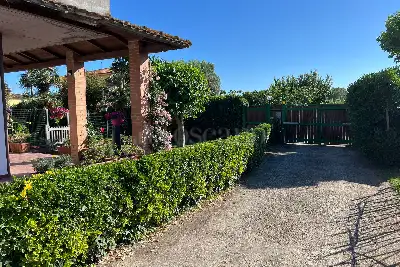 Villa Bifamiliare in vendita, Via Plutone, Fiumicino