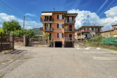 Casa in vendita, Via Taverna, Cugliate-Fabiasco