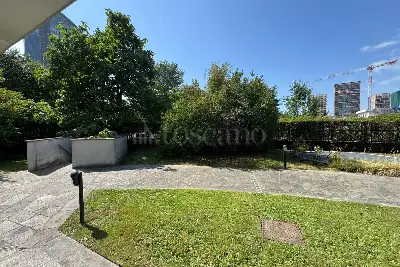 Casa in vendita, Via Achille Papa 28, Milano