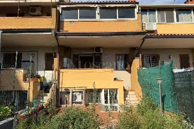 Villino a Schiera in vendita, Via della Regione, San Giovanni la Punta