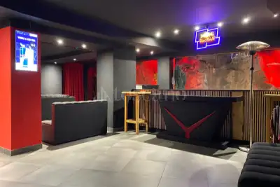 Negozio in vendita, Via Vulcano, Giardini-Naxos